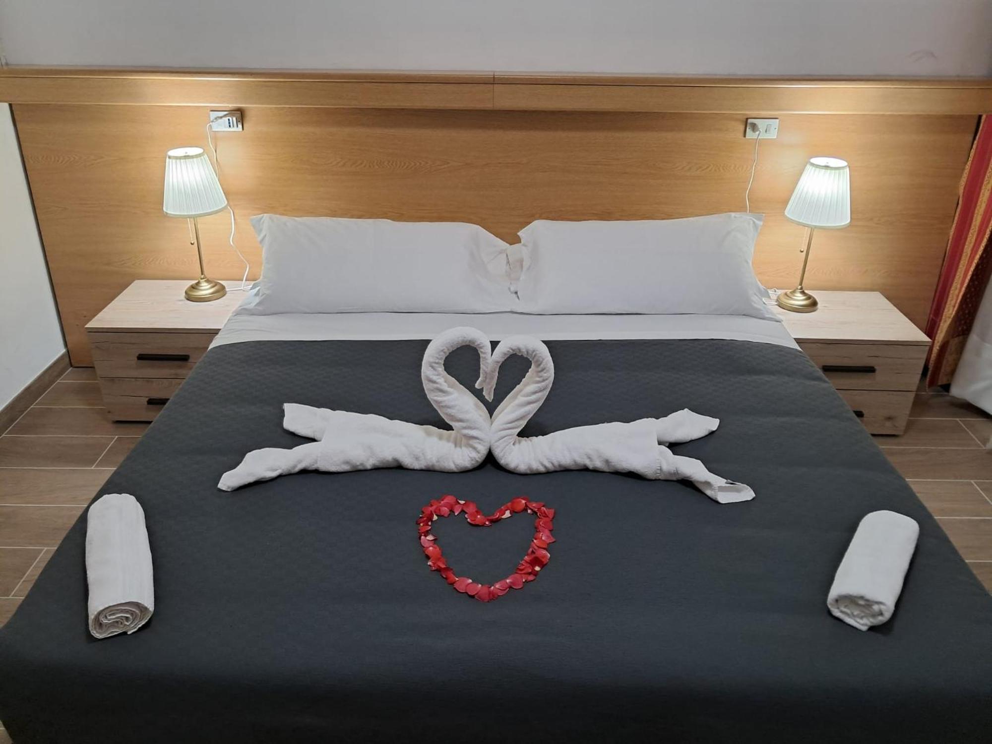 Hotel Tito 2 Mestre Luaran gambar